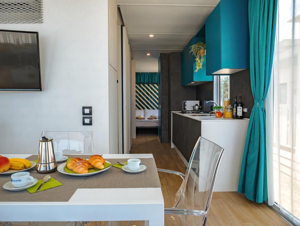 Club Del Sole Pini Boutique Resort プンタ・マリーナ エクステリア 写真