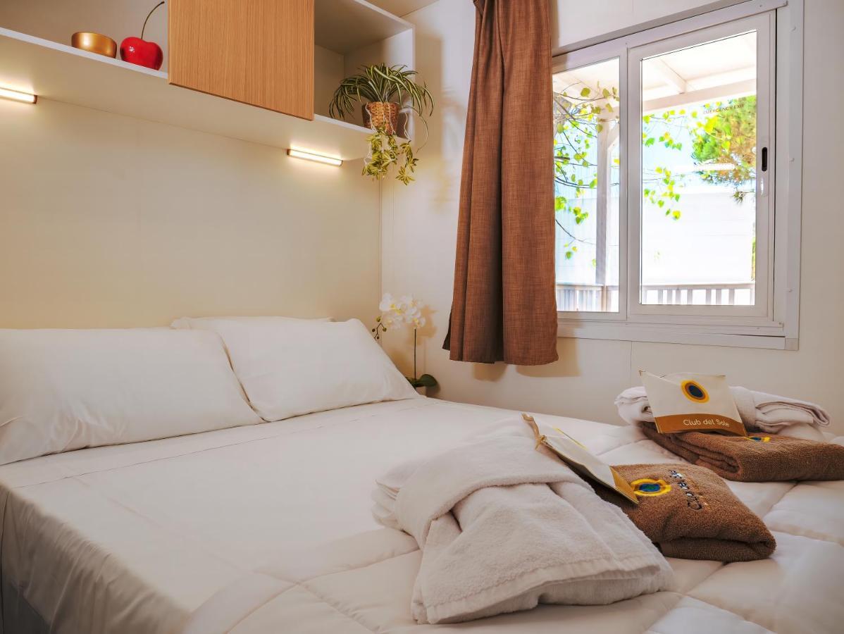 Club Del Sole Pini Boutique Resort プンタ・マリーナ エクステリア 写真